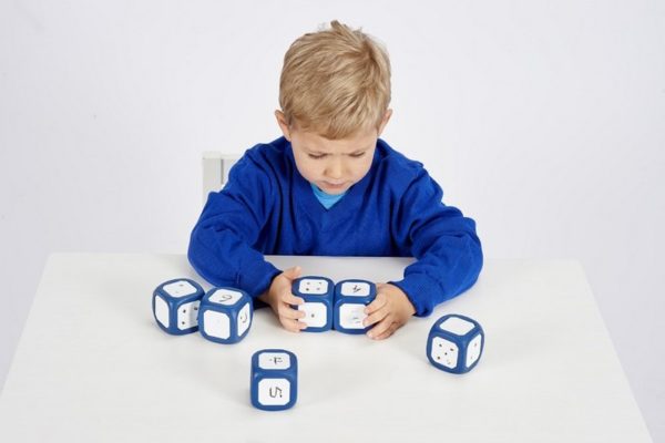 Magnetic Play Write-on/Wipe-Off Cubes Pack of 6